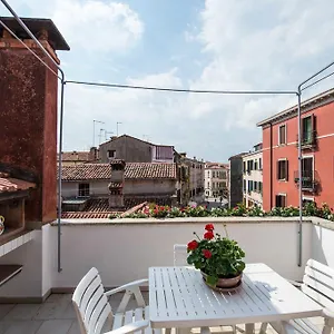 Savoia & Jolanda 2 Venezia