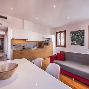 Ca' D'oro Apartamento