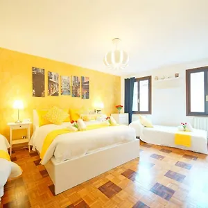 Calle Dei Fabbri Apartamento