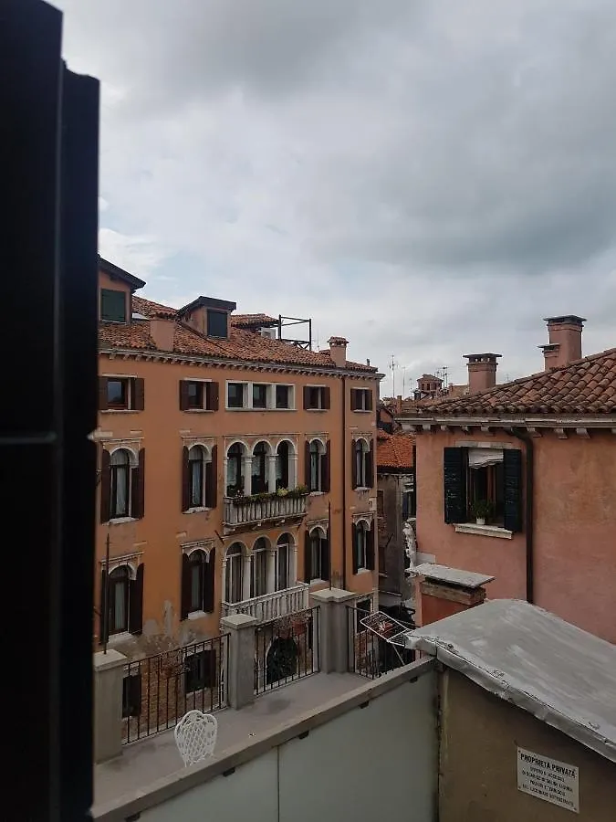 Ca' Cappello Venice Apartment 2 With Canal View Italy